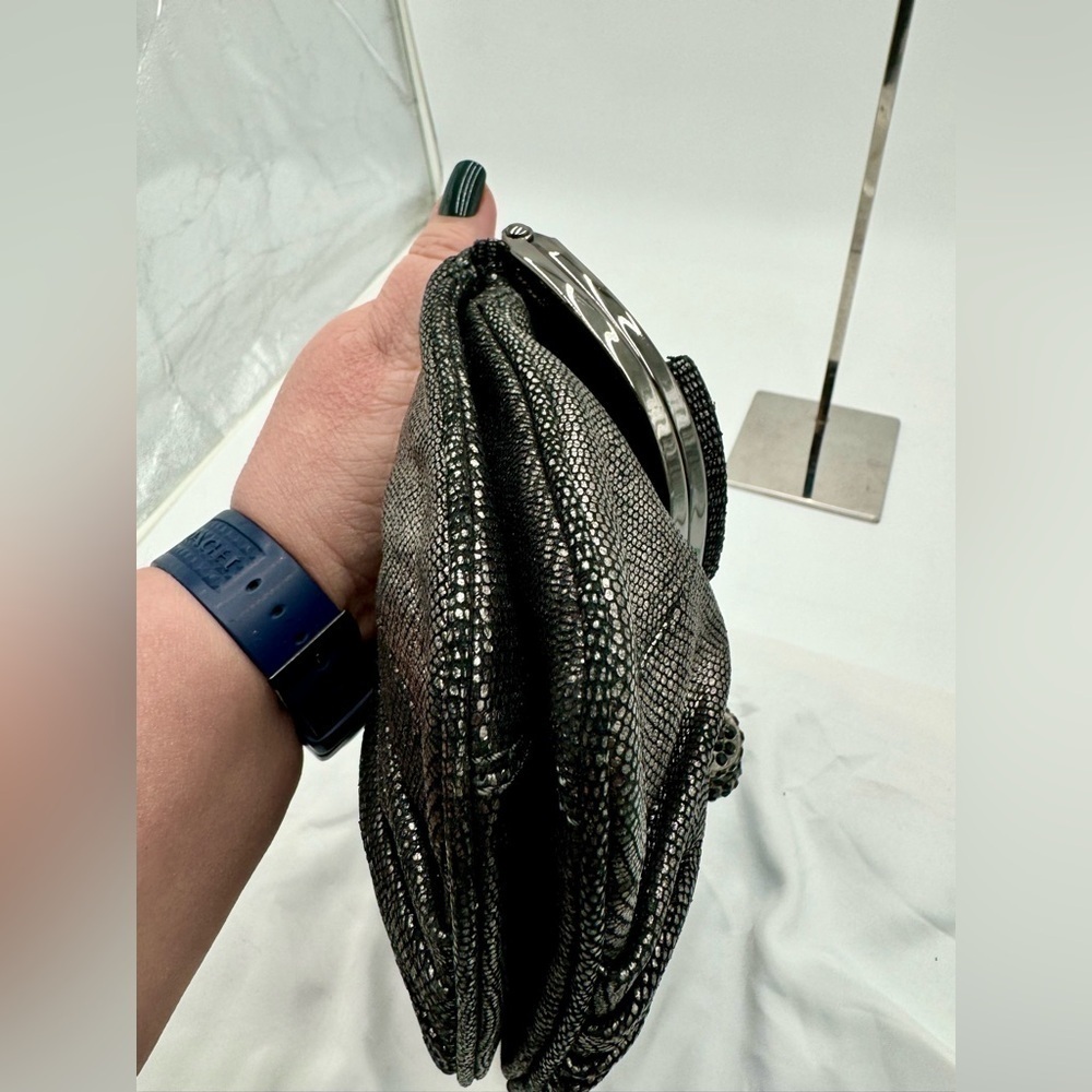 Tracy Reese Black‎ Sequel Kisslock Clutch - Picture 9 of 10